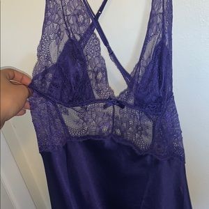 Purple Intimate dress in lace & silk